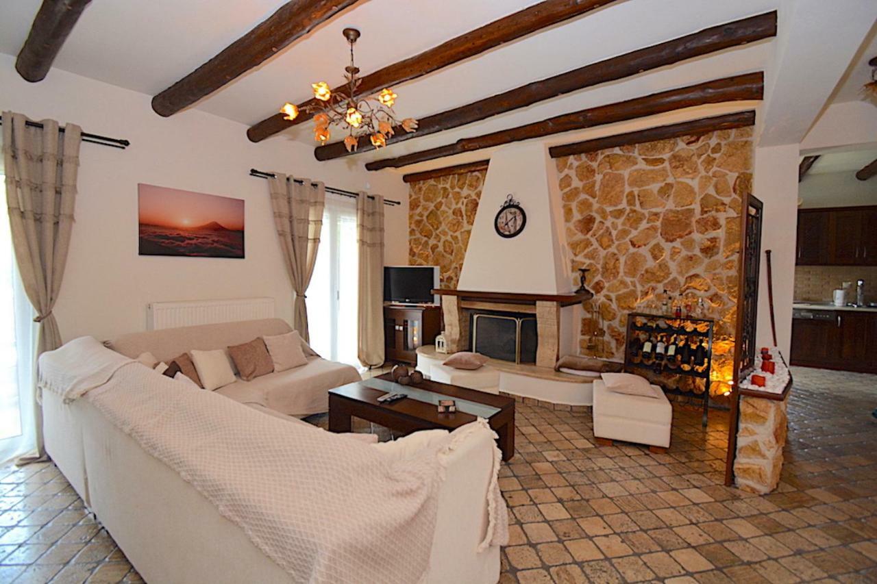 Villa Alex Sinarades Экстерьер фото