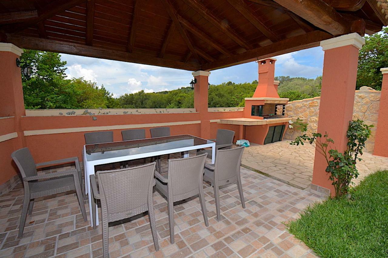 Villa Alex Sinarades Экстерьер фото